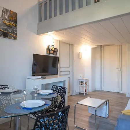 Apartament Guestready - Mountain Retreat In The Heart Of *