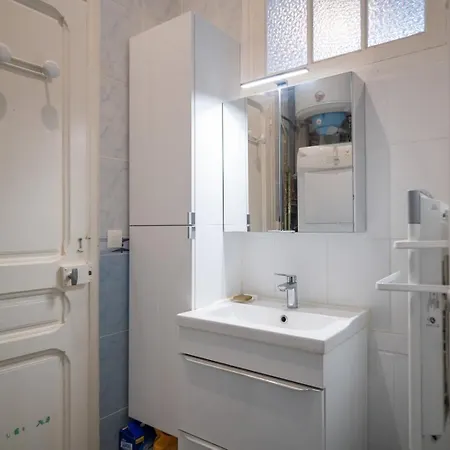 Guestready - Mountain Retreat In The Heart Of * מנטון